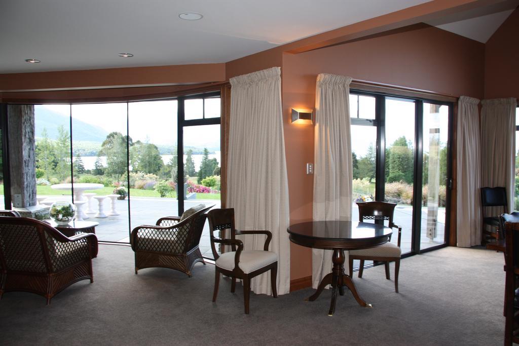 Dock Bay Lodge Te Anau Exterior foto