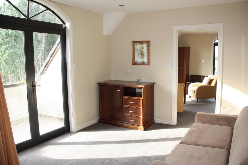 Dock Bay Lodge Te Anau Exterior foto