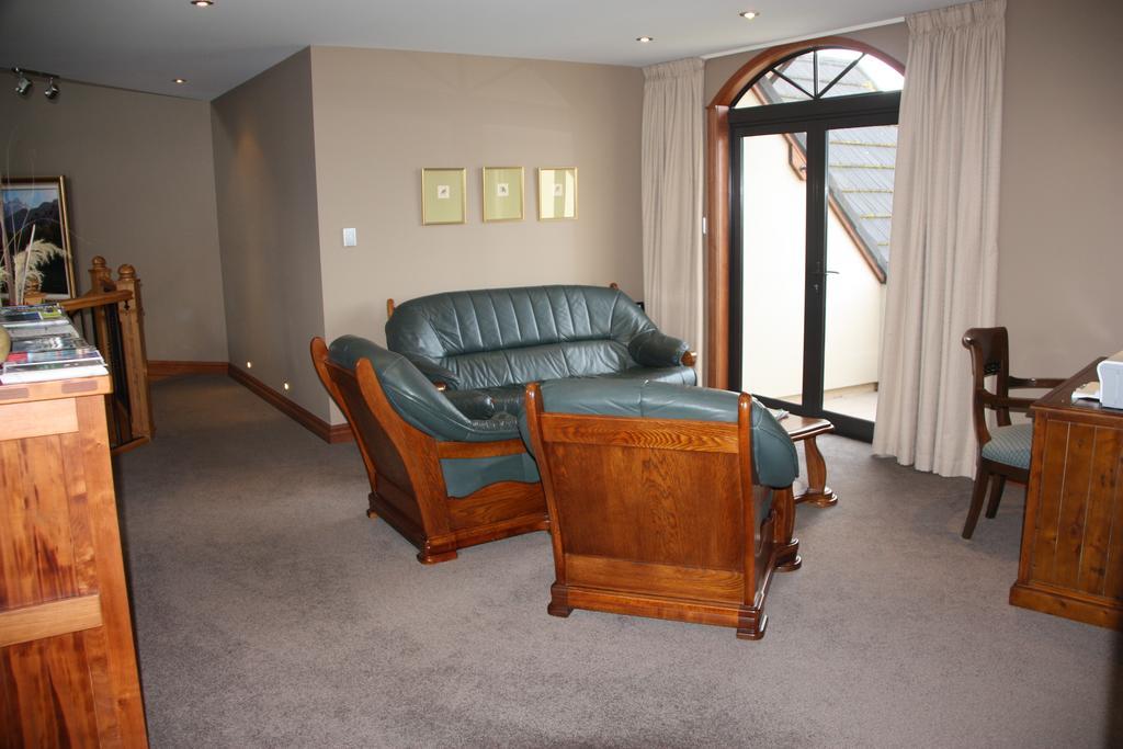 Dock Bay Lodge Te Anau Exterior foto