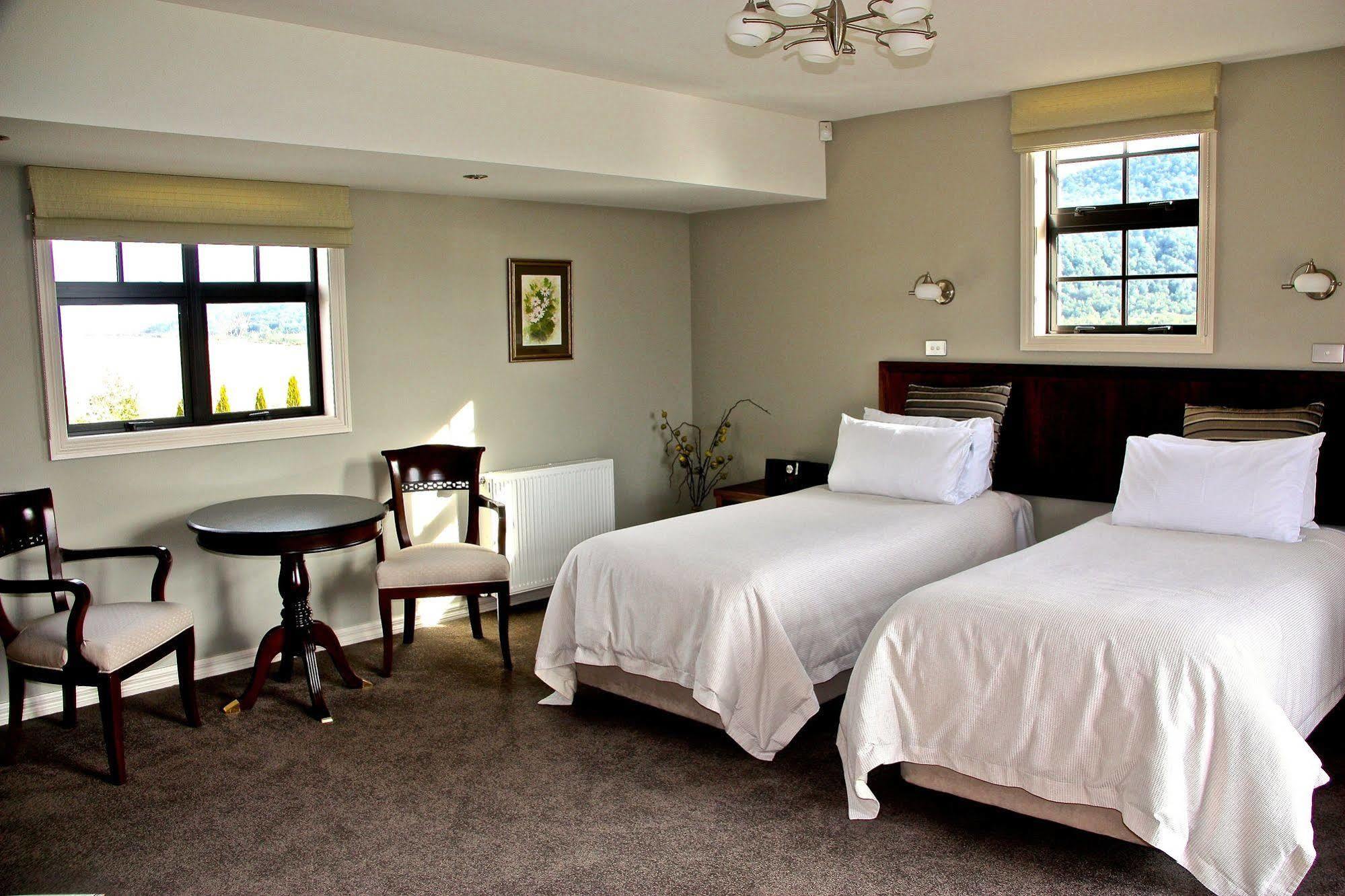 Dock Bay Lodge Te Anau Exterior foto
